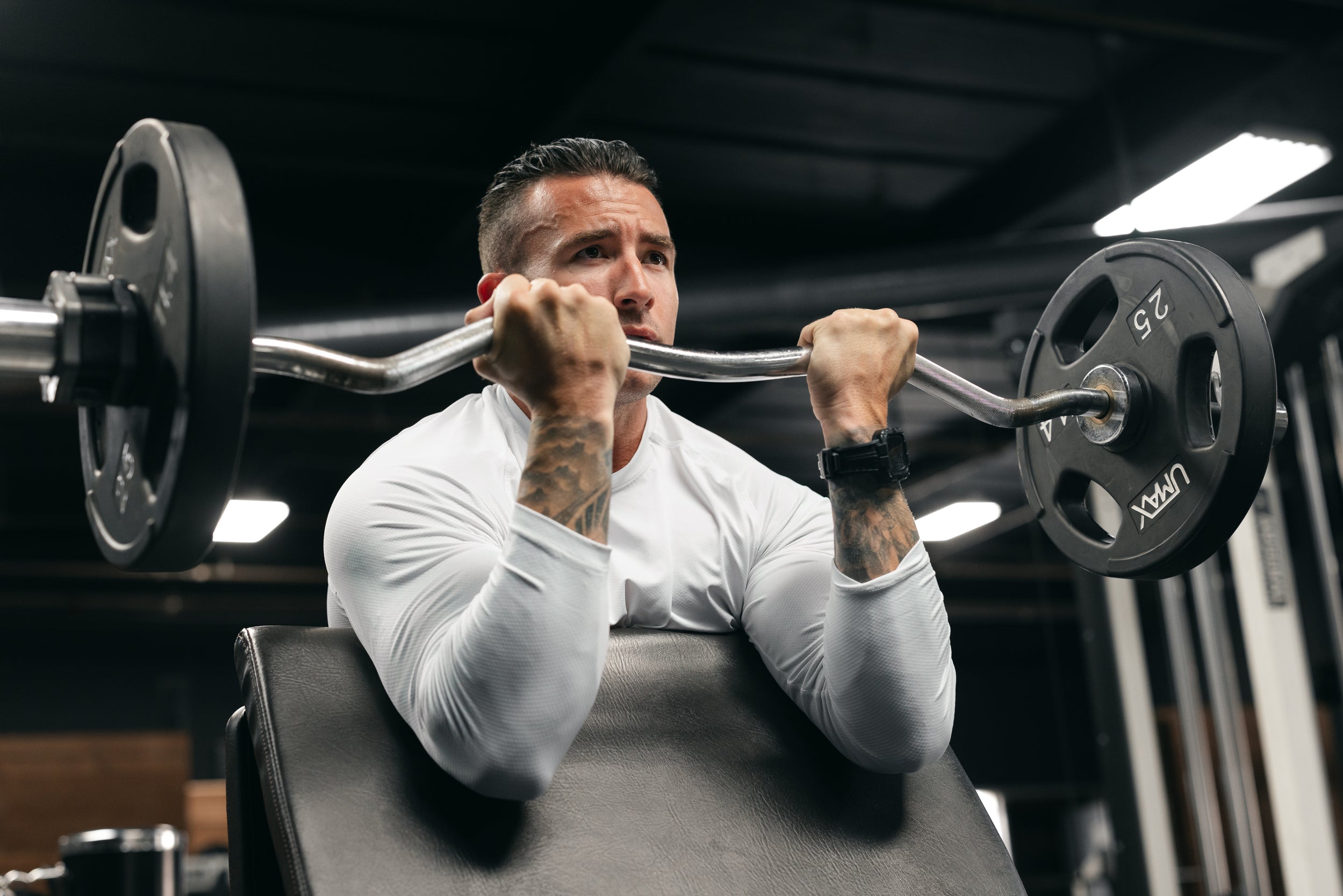 4 Secrets For Building Sleeve-Busting Biceps